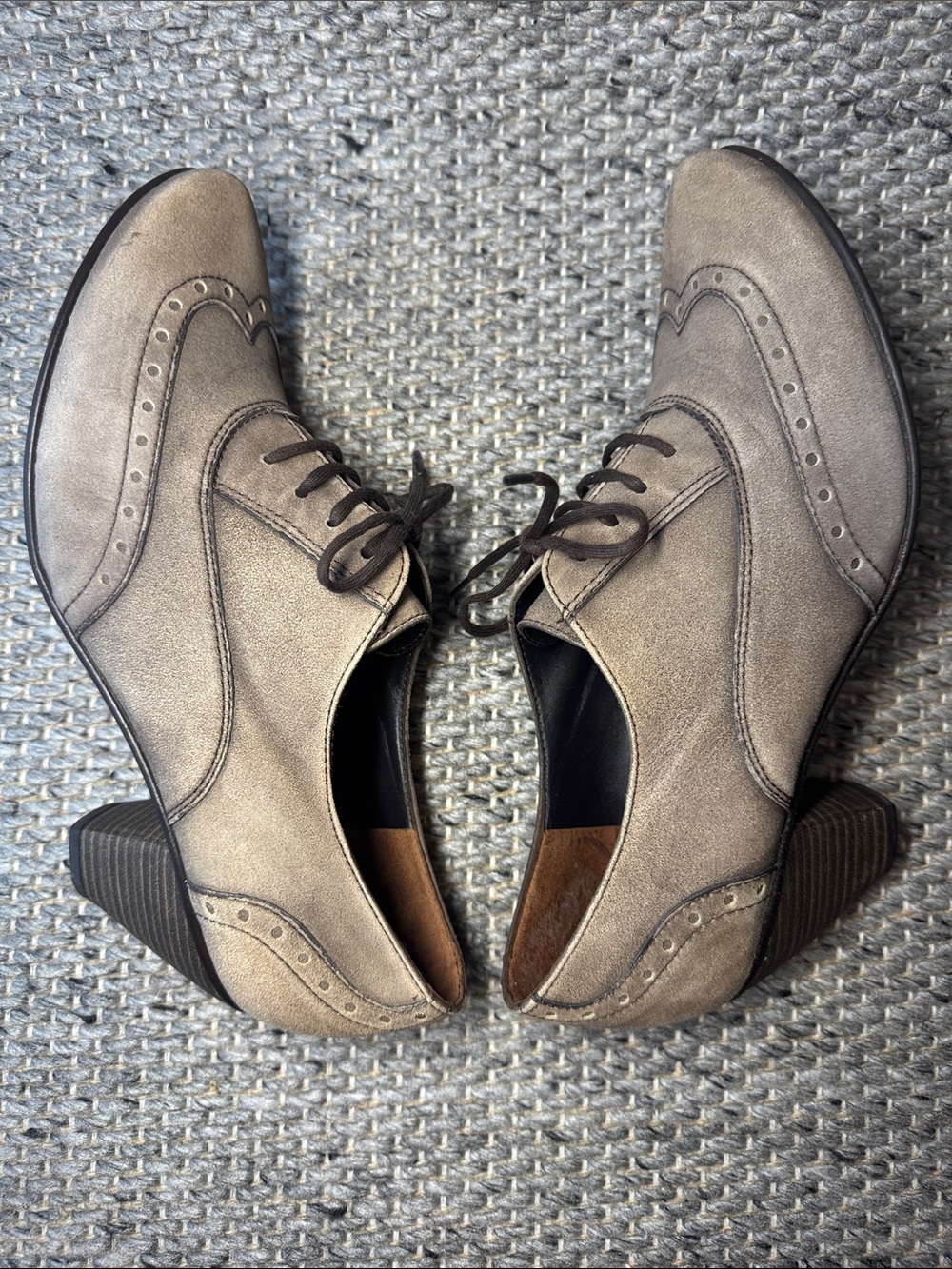 Paul Green Kelsey Nubuck Oxford Heel – Women’s Lace-Up Pumps – Taupe - Picture 7 of 16